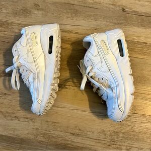 Nike Air Max 90 white Boys size 1Y